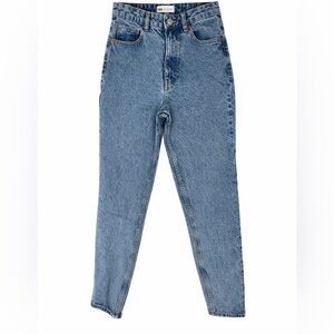 Zara Ultra High Rise Classic Mom Jeans